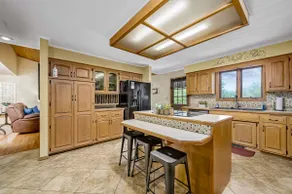 Private Pool, On its own 2 acres, FirePit, Pinball - Image 5