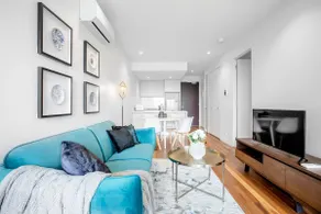 Elegant 2BR@Footscray Station - Image 5