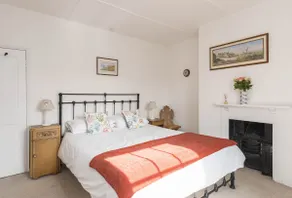 Jurassic Cottage - Image 5