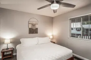 Midtown Modern Mountain Getaway - Image 4