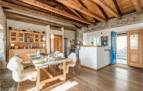 Amazing Home In Poljane - Image 3