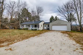 Ridge Ranch - 3 Bedroom Ranch close to town! Easy on your budget! - Image 2