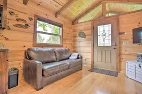 Hike, Sip & Unwind! Mill Spring Cabin Near Winery - Image 4