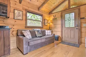 Year-Round Adventure! Rustic Cabin in Mill Spring - Image 4