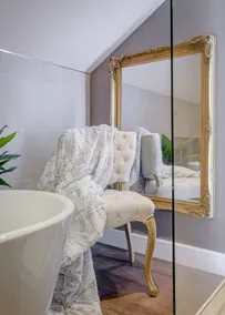 Heritage Mews, The Lace Market- Torchon Suite - Image 4