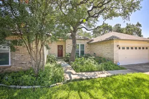 Family-Friendly San Antonio Home w/ Hot Tub & Deck - Image 3