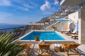 Villa S&A with heated private pool, 3 bedrooms, 3 bathrooms, playground - Image 4