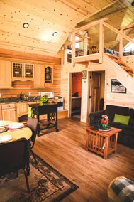 Denali Wild Stay - MOOSE CABIN - Image 4