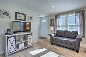 Updated Plymouth Home < 2 Miles to Waterfront! - Image 4