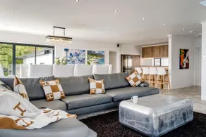 Sunset Views - Six Chambres Maison, Couchages 12 - Image 5