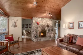 Falcon Cabin | 4BR | Pet Friendly + Pool Table - Image 5