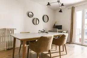 Modern & Chic 2BR/2BA apartment in trendy Chueca - Image 4