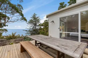 Hidden Bay Retreat 15 Min to Hobart, 5 Bed 3 Bath. - Image 4