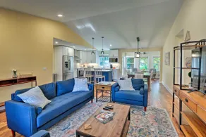 2 Mi to Beach! Sea Pines Resort Home w/ Large Yard - Image 4