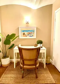 Stunning Bungalo-style Loft in Albany's Warehouse District! - Image 4