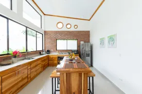 Villa Koi - Modern and Sophisticated Villa close to the Beach - Image 3