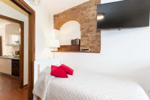 Perla two-room apartment with valley view - Image 3