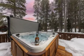 På Ski Hill Rd! 15 trin til gratis busstoppested! Spabad, poolbord, 3 opholdsrum! - Image 3