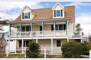 York Vacation Home Sleeps 14! - Image 3