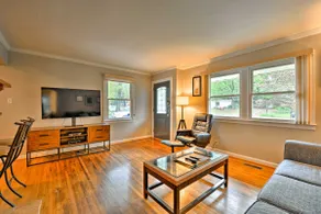 6 Mi to Downtown Charlotte! Charming Home w/ Patio - Image 5