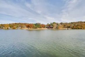 Bella Vista Lakehouse w/ Hill Tram, Deck & Views! - Image 3