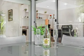 Mobys Beach house 11 - Image 4