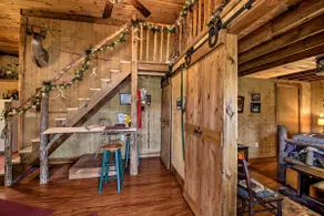 'The Bovard Lodge' Rustic Cabin Near Ohio River! - Image 5