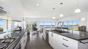 Catalina – Stay 3 Pay 2 - Image 4