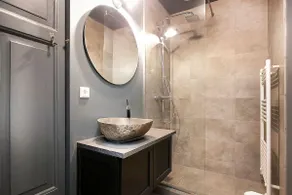 Newly renovated city centre penthouse - Image 5