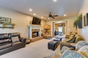 15-Acre Retreat near Dtwn Tulsa & Skiatook Lake - Image 5
