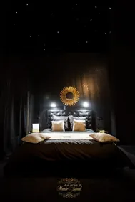Les Secrets de Marie-Astrid, Suite Love Room - Image 4