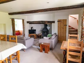 Cottage with garden - Image 5