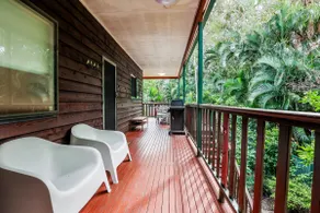 Merindah • Pet-Friendly • Central 4BDR for 10 - Image 5