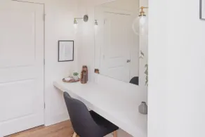 Light and Bright Arts District Apartment - Image 5