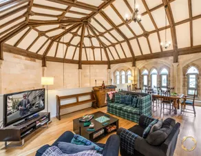 One bedroom apartment on the shores of Loch Ness, perfect for romantic breaks - Image 2