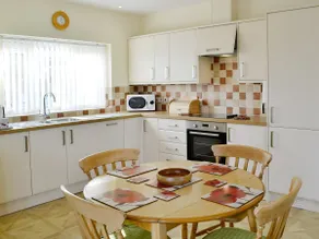 Sunset Cottage - Image 4