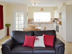 Sunset Cottage - Image 3