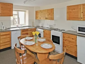 Maxmills Cottage - E1852 - Image 3