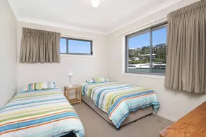Brixton Rise 3 - Beachfront Tugun - Image 5