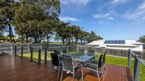 Pelican House - Modern Family Retreat - Image 2
