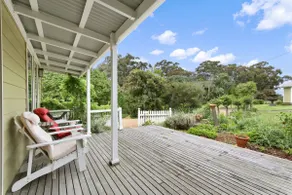 Clovelly Cottage - Cosy Metung Escape - Image 4