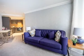 5 London Mews - with free parking - Image 3