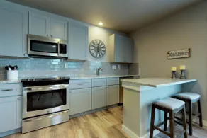 Updated Bayside 1BR | Pool | Cross Street to Beach - Image 4