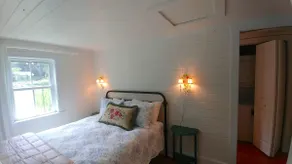 Rose Cottage Boasting of Charm, Charm and more Charm - Image 3