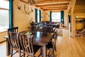 8-Acre ‘Big House Lodge’ in Cle Elum w/ Hot Tub - Image 5