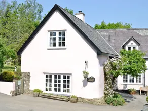 Peartree Cottage - Image 2