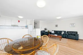 Seaspray Unit 3 4 Intrepid Close - Image 5