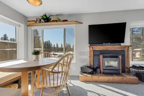 Great Location Corner Condo - Tamarack #10 Pets Ok - Image 5