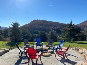4BR Lodge in Boone, vue sur la montagne, bain à remous, Animaux admis, tables de jeux, ski à proximité - Image 4