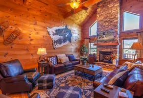 4BR Lodge in Boone, vue sur la montagne, bain à remous, Animaux admis, tables de jeux, ski à proximité - Image 5